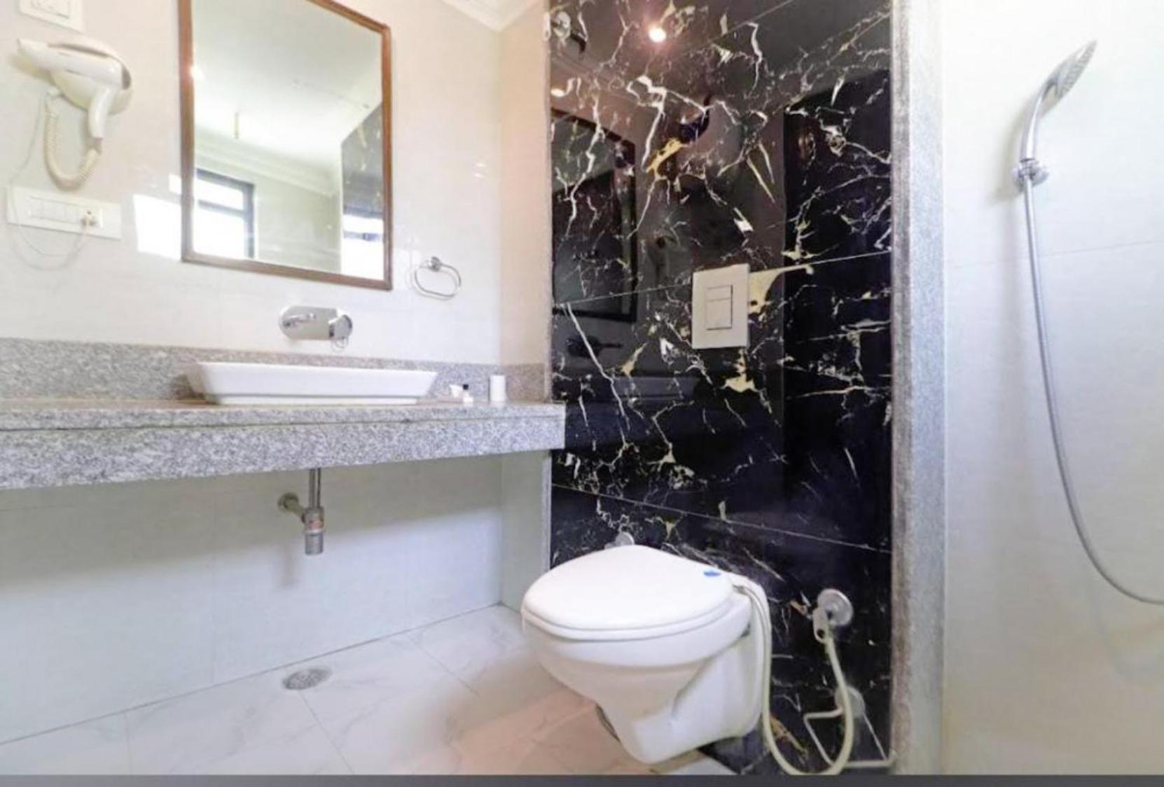 Hotel The Almora By Rs Global Near By Delhi International Airport With - Free Airport Drop New Delhi Ngoại thất bức ảnh