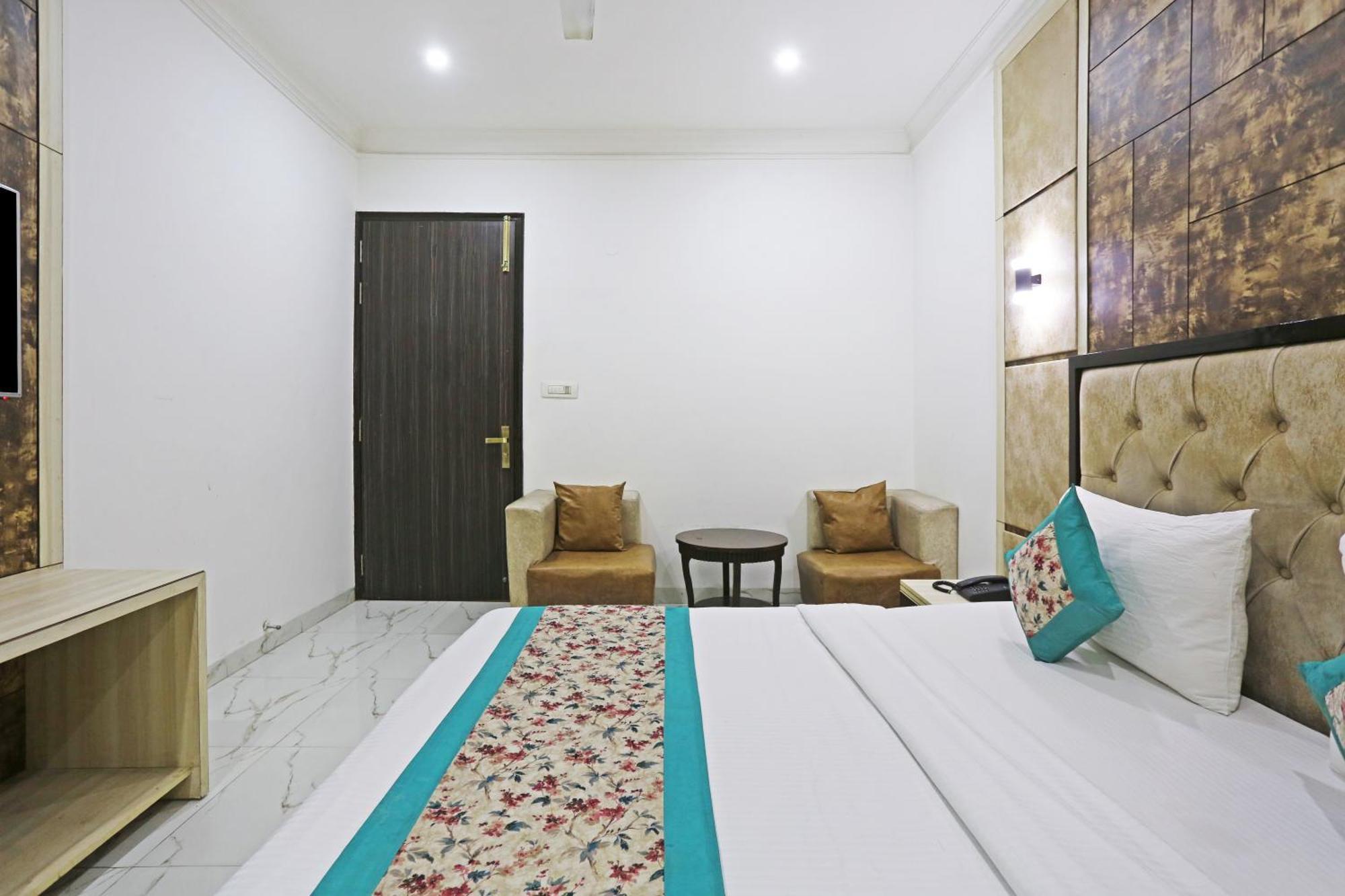 Hotel The Almora By Rs Global Near By Delhi International Airport With - Free Airport Drop New Delhi Ngoại thất bức ảnh