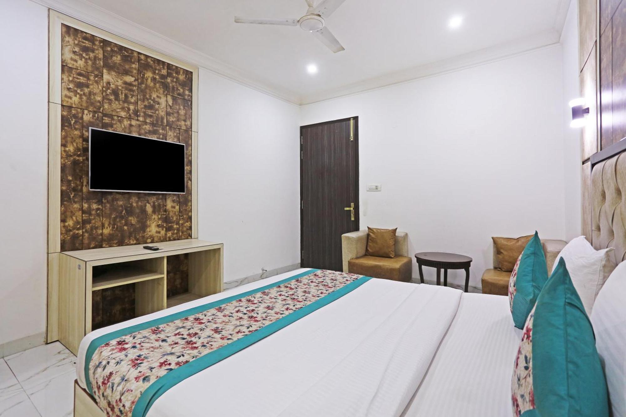 Hotel The Almora By Rs Global Near By Delhi International Airport With - Free Airport Drop New Delhi Ngoại thất bức ảnh
