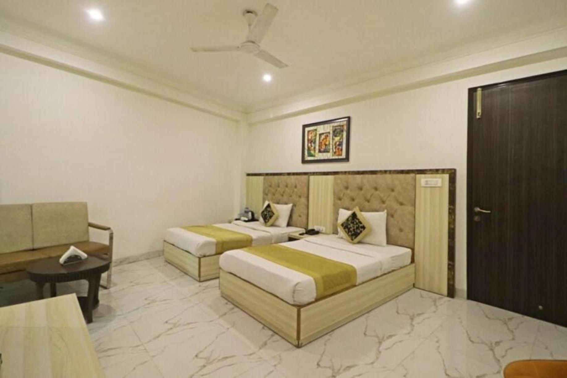 Hotel The Almora By Rs Global Near By Delhi International Airport With - Free Airport Drop New Delhi Ngoại thất bức ảnh
